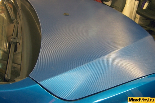 Оклейка элементов кузова Ford Focus в прозрачный карбон